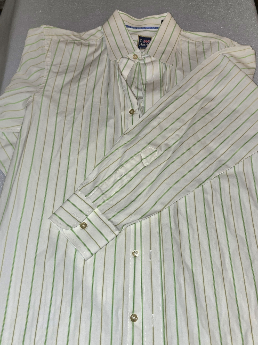 T. Harris Botton Down White Green Pinstripes Dress Shirt Business Casual Sz MED